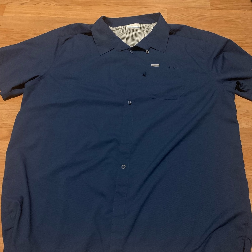 Columbia Men’s Casual shirt